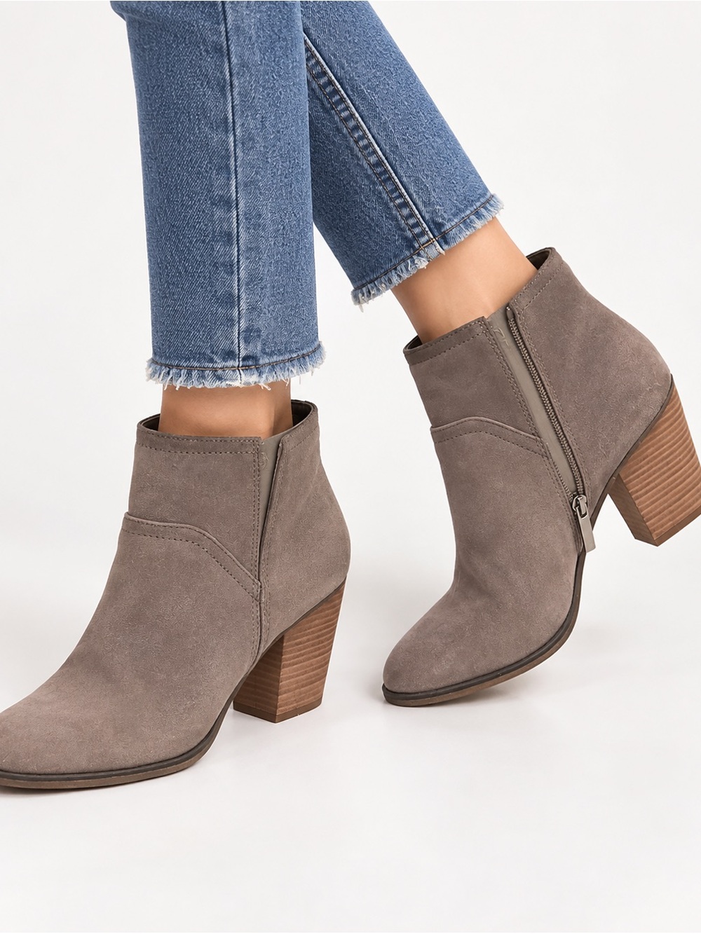 Franco Sarto Domino Suede Ankle Booties Gray Taupe Block Heel Size 11